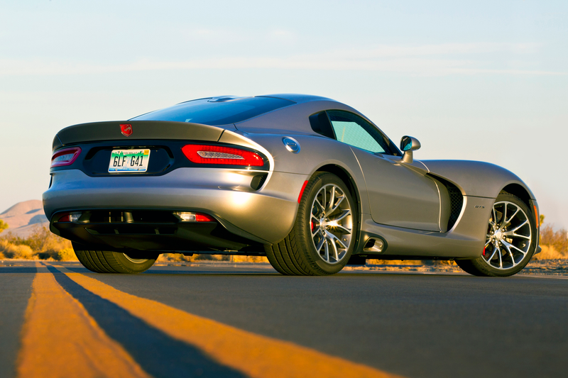 Illustration for article titled 2015 Dodge Viper: It's Better, So Someone Please Buy One